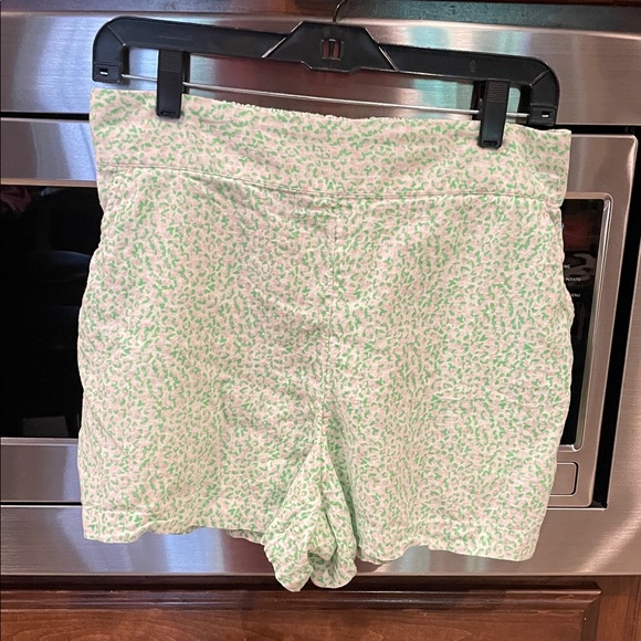 Crown & Ivy Mint Green and Pink Floral Shorts - Picture 1 of 3